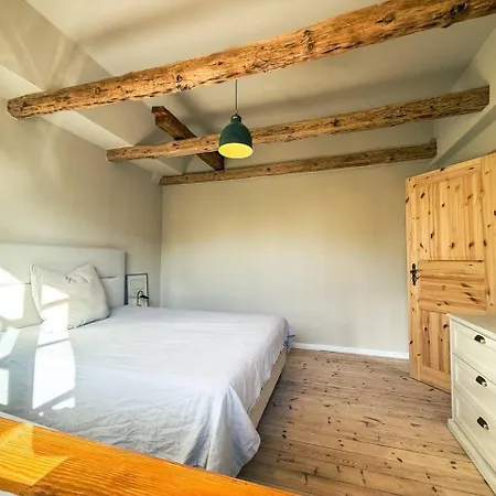 Historic Baltic Sea House, Whirlpool, Sauna, Fireplace *