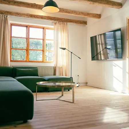Historic Baltic Sea House, Whirlpool, Sauna, Fireplace Holiday home