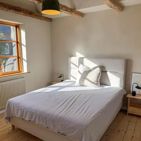 Historic Baltic Sea House, Whirlpool, Sauna, Fireplace *