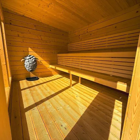 Historic Baltic Sea House, Whirlpool, Sauna, Fireplace Barsbek