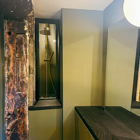Historic Baltic Sea House, Whirlpool, Sauna, Fireplace